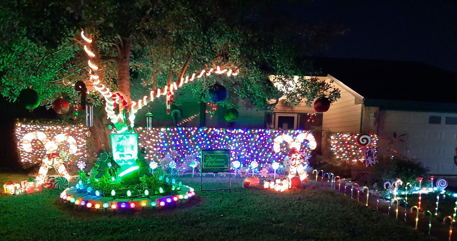 Settlers Park/Settlers Grove Holiday Decoration Winners